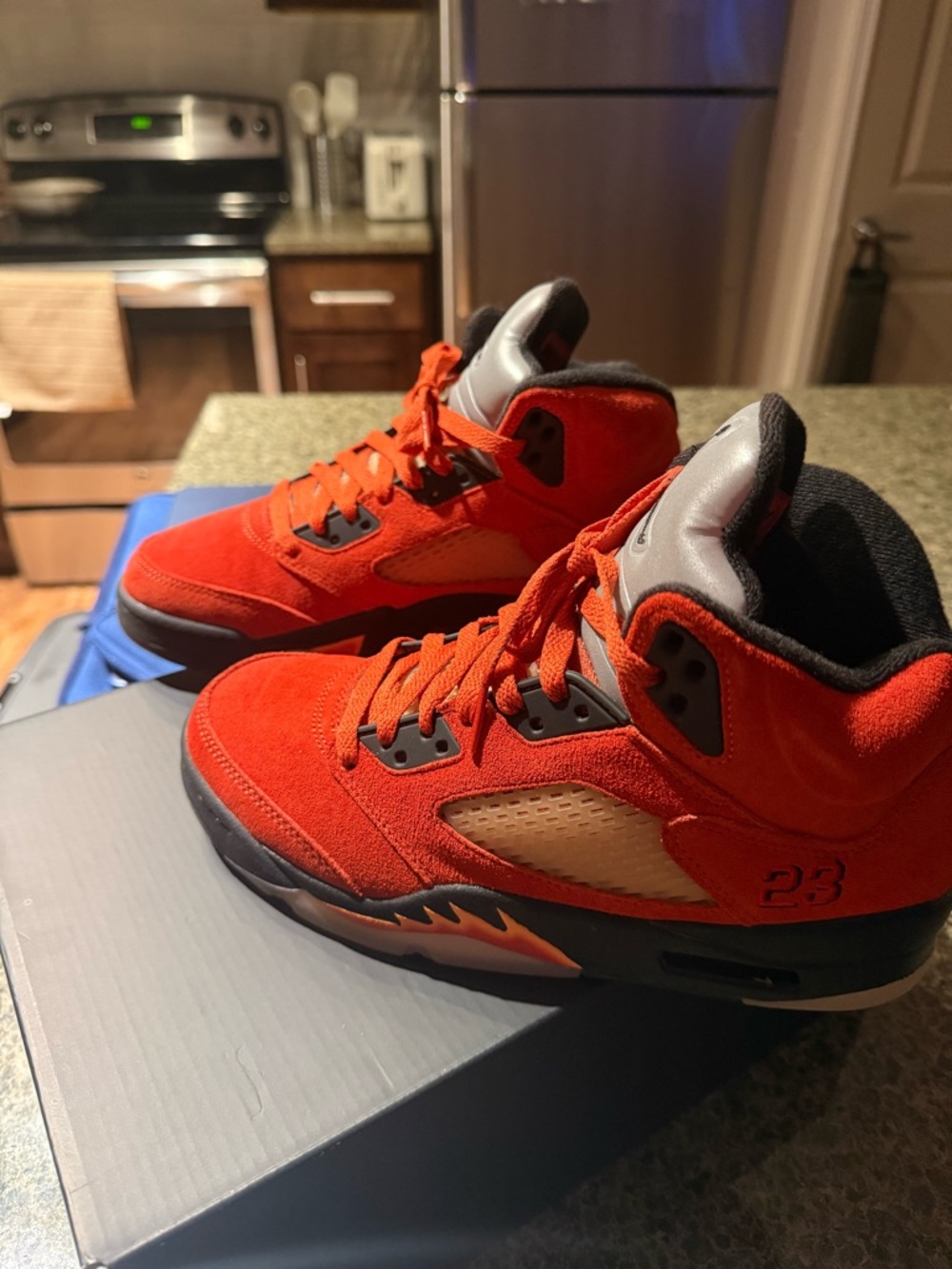 Wmns Jordan 5 Retro ‘Dunk on Mars’ Size 8.5